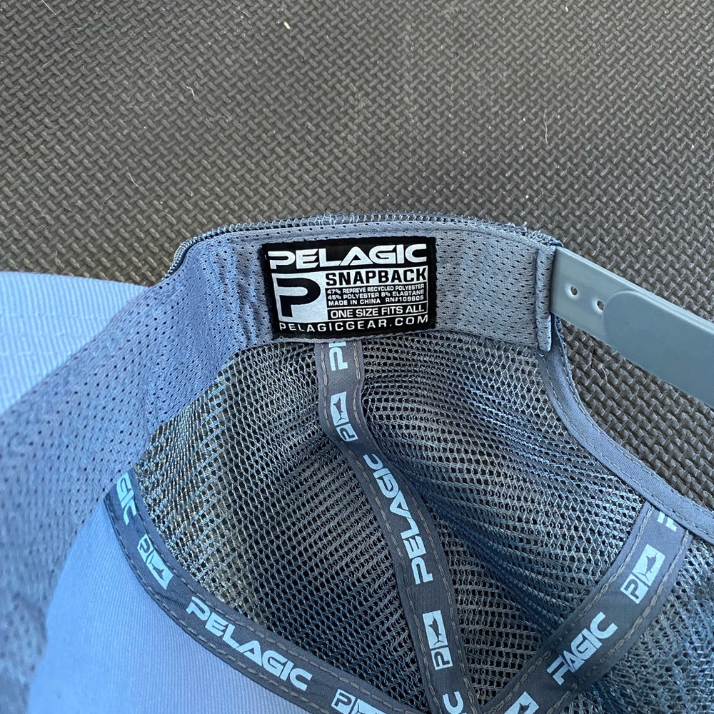 Pelagic hat - Picture 3 of 4
